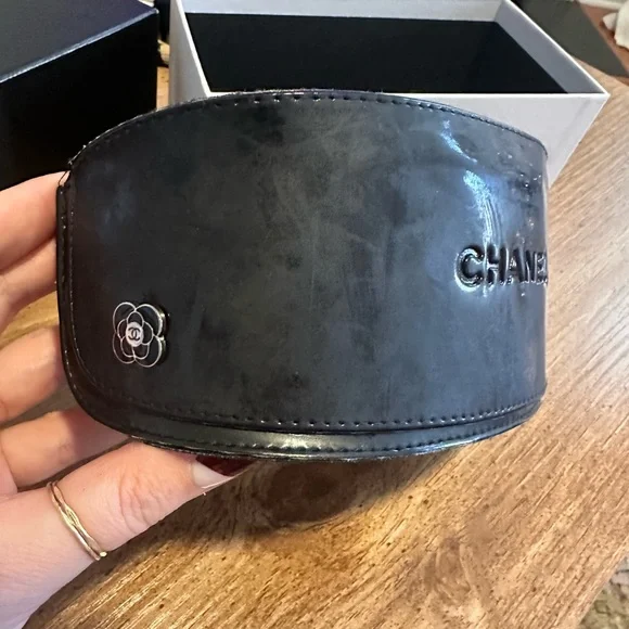 Authentic Chanel sunglasses CH4164B - Picture 3 of 5